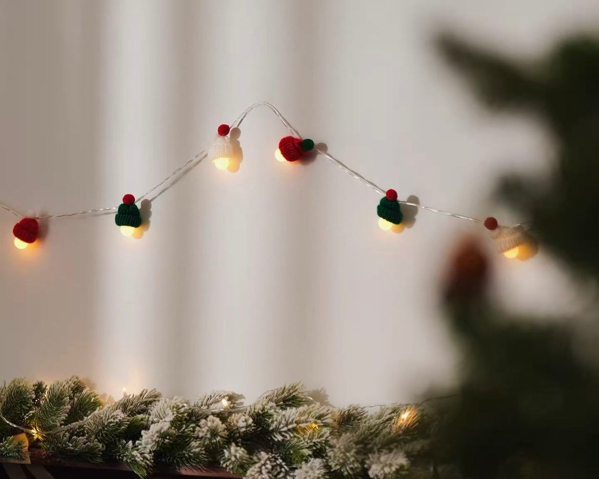 Cozy Christmas Hat LED Fairy Lights